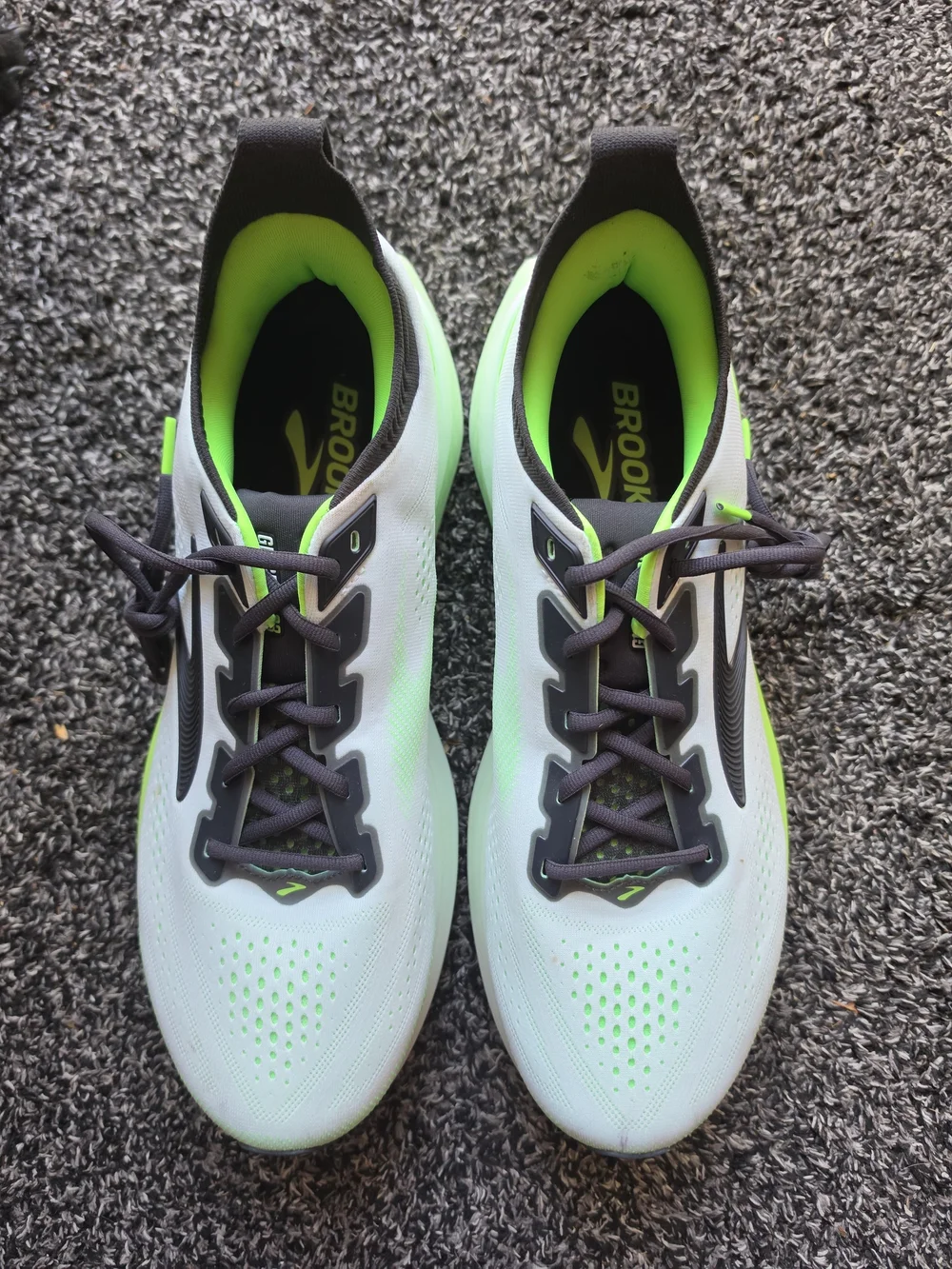 Brooks Men's Racing Shoes - White with Neon Green and Black
